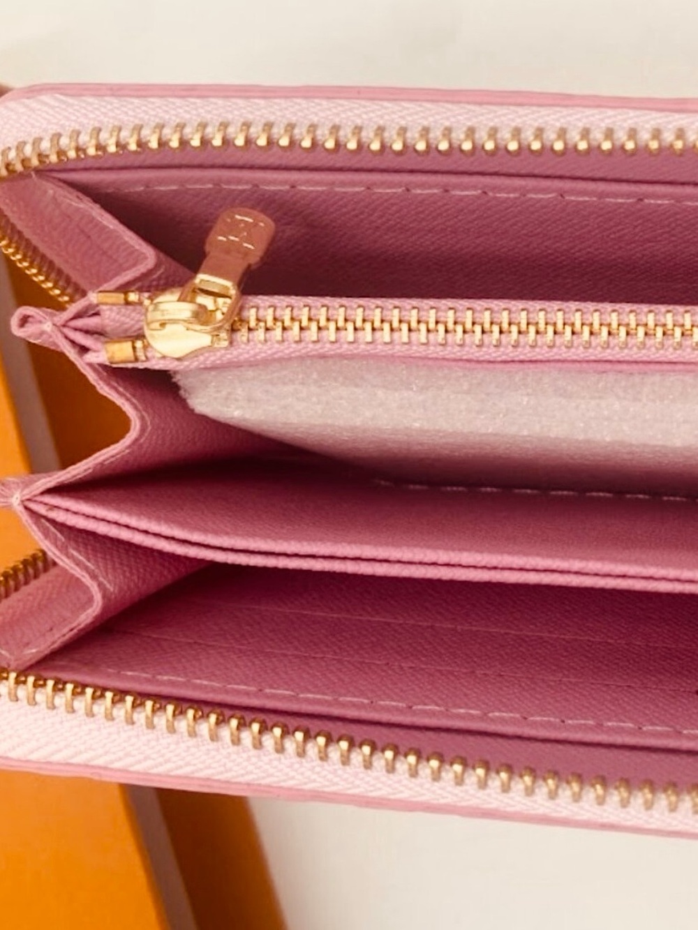 Designer LV DUPE Blush Embossed Monogram Zippy Wallet - Picture 6 of 7